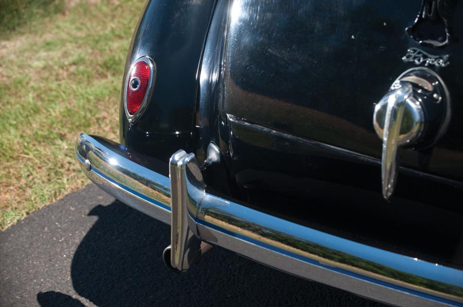  Ford DeLuxe Fordor Sedan 1939 года  (фото 11 из 21)